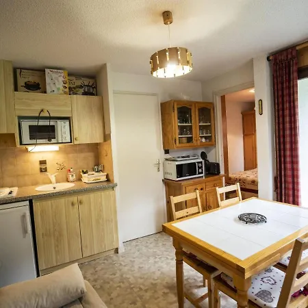 4 Pers, Animaux Admis, Balcon, Parking - Fr-1-676-151 *