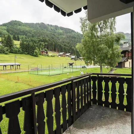 4 Pers, Animaux Admis, Balcon, Parking - Fr-1-676-151 * Châtel